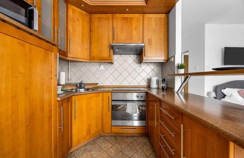 Ursynow Apartment | Studio Metro Natolin - Balcony - by Rentujemy