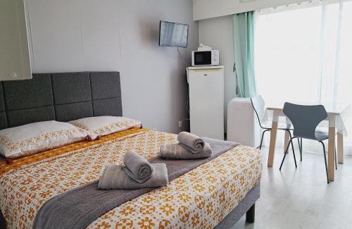 Port Rive Gauche Apartment | Studio Moderne - Plage du Grazel