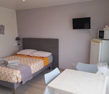 Port Rive Gauche Apartment | Studio Moderne - Plage du Grazel