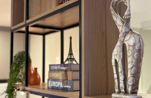 Bigorrilho Apartment | Studio Moderno Ap 64 SohoLife