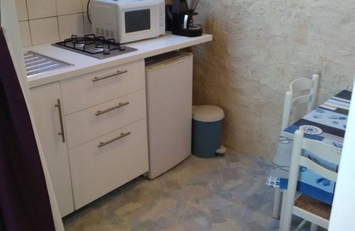 Ploumoguer Apartment | Studio near the sea in farmhouse