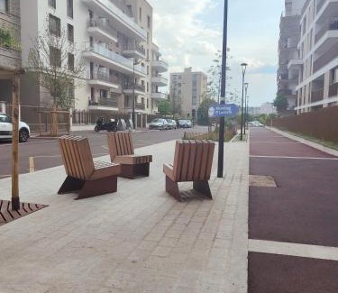 Rueil-Malmaison Apartment | Studio neuf Paris La Défense Metro 15 Rueil - Suresnes - Mont Valerien