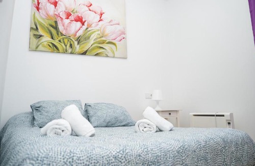 Cerro - El Molino Apartment | Studio New Complete Metro Supermarkets