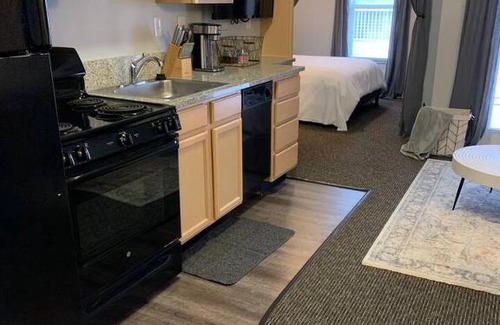 Downtown Indianapolis Apartment | Studio on the Canal