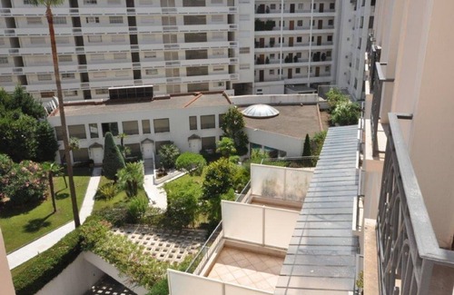Cannes City Centre Apartment | Studio on the Croisette