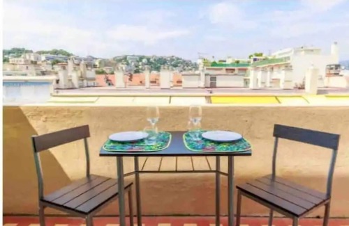 Nice City Centre Apartment | Studio on the Promenade des Anglais 54