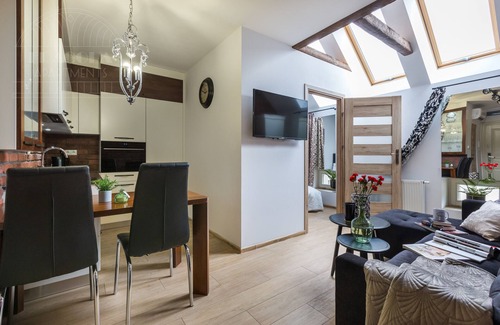 City Centre Apartment | Studio Ornament - Studio Apartment, Sleeps 2