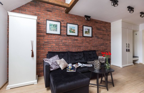 City Centre Apartment | Studio Ornament - Studio Apartment, Sleeps 2