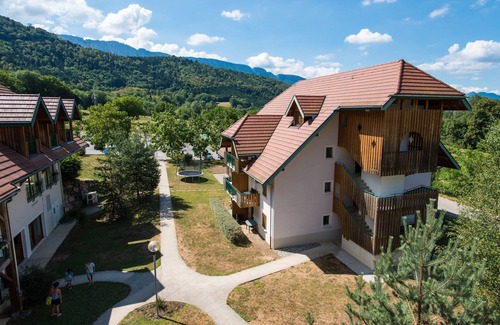 Giez Apartment | Studio pour 4 | 2 piscines sur place + sauna