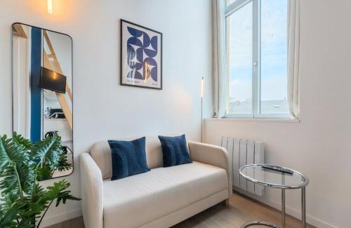 Annappes Apartment | Studio pour deux personnes en mezzanine