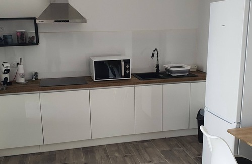 Milhaud Apartment | Studio Privé Avec SPA et Piscine