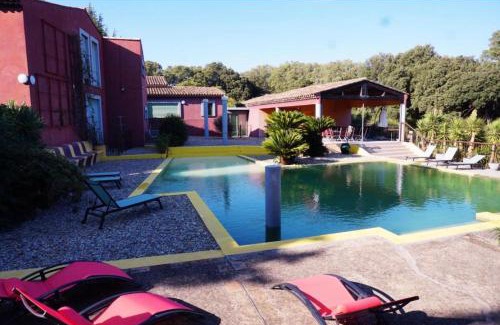 Grans Apartment | Studio provençal de charme - Domaine avec piscine