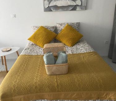 Les Pennes-Mirabeau Apartment | Studio quartier calme