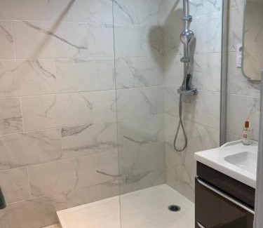 Les Pennes-Mirabeau Apartment | Studio quartier calme