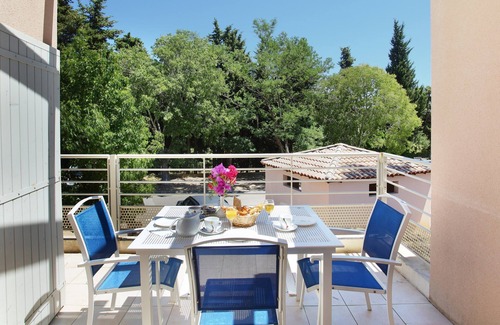 Les Bormettes Apartment | Studio Rénové 400m de la Plage | Accès 2 Piscines