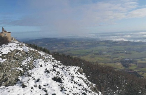 Chuyer Apartment | Studio Rénové, au Cœur du Pilat