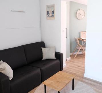 Grand Sud Apartment | Studio rénové avec belle terrasse