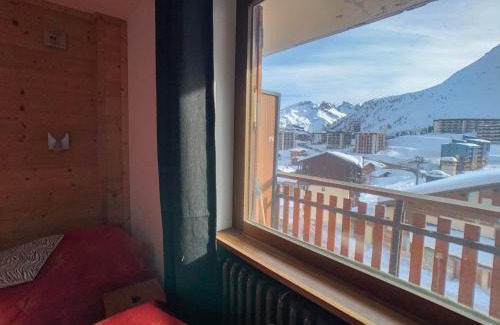 Les Almes Apartment | Studio rénové près des pistes et commerces, balcon, animaux admis - FR-1-502-431