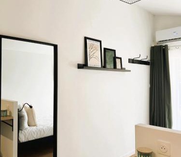 Istres Apartment | Studio Sirocco Calme et Pro