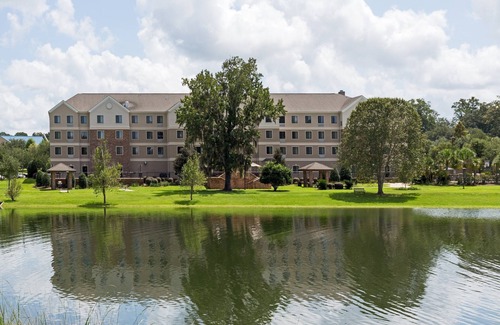 Tallahassee Apartment | Studio Suite in Tallahassee | FREE Breakfast + On-Site Business Center
