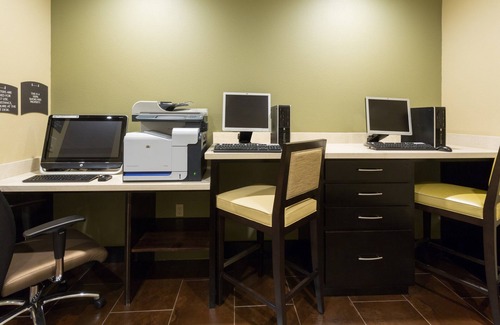 East Point Apartment | Studio Suite Near ATL | Free Breakfast + 24h Business Center!
