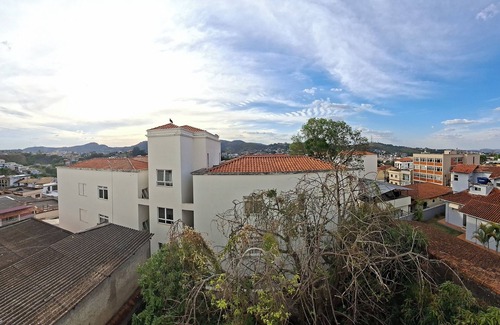 Bonfim Apartment | Studio Teresa - next to UFSJ and Church of Sao Francisco de Assis