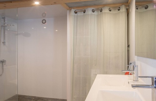 Plateau-Caillou Apartment | Studio TI CAZ PABLO, modern and pleasant in a quiet area