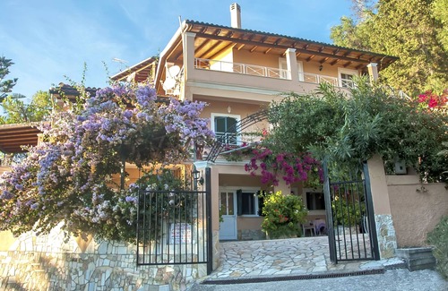 Parelia Apartment | Studio "Tonia" at Pelekas Beach