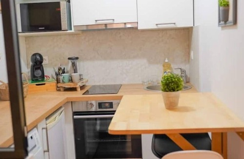 Pantin Apartment | Studio Très Cosy Tout Confort