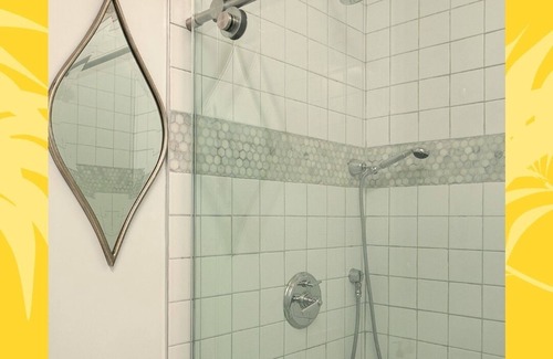 Westlake Apartment | Studio unit for 2 near DTLA!