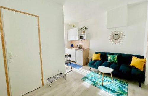 9th Arrondissement Apartment | STUDIO VAISE 3 CENTRE à LYON 69009