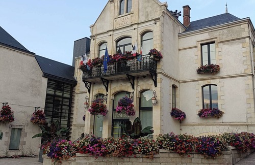 Chatillon-Sur-Loire Apartment | Studio-voyageur Balneo