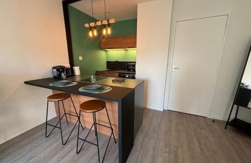 Margny-les-Compiegne Apartment | Studio Wi-Fi et balcon, très bien situé