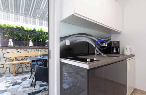 Punat Apartment | Studio with terrace and shared pool