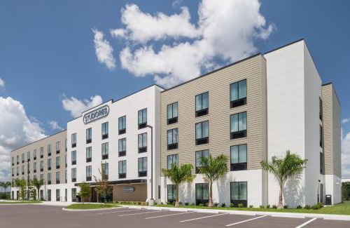Biggar Hotel | StudioRes Fort Myers Airport