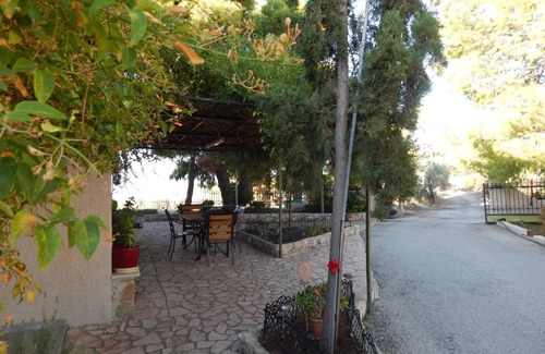 Agii Anargiri Apartment | "studiosKALITHEA"