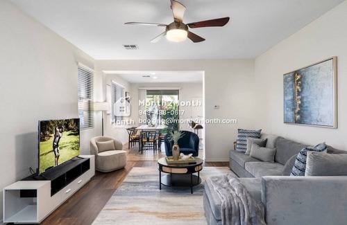 Stetson Valley House | Stunner on West Straight Arrow #41700
