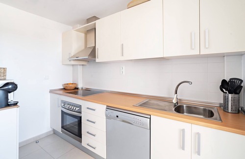 Gea y Truyols Apartment | Stunning 2-baths apartment with golf and lake view