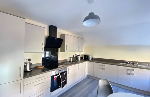 Coalbrookdale House | Stunning 2 bedroom apartment with amazing views over Ironbridge!