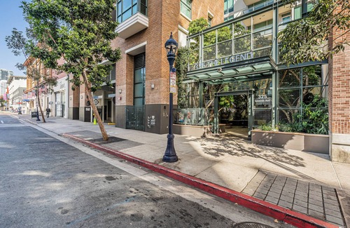 Imperial Beach Condo | Stunning 2BR 2BA Condo at The Legend