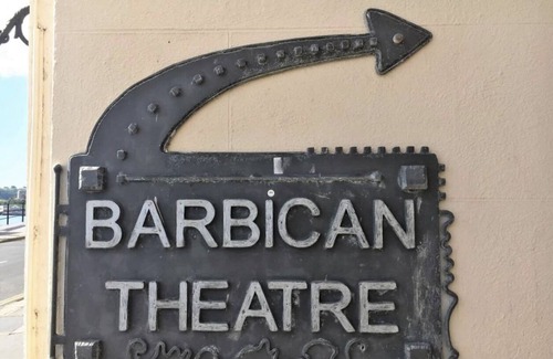 Plymouth Apartment | Stunning 3 Bedroom Boutique apartment in Plymouth Barbican