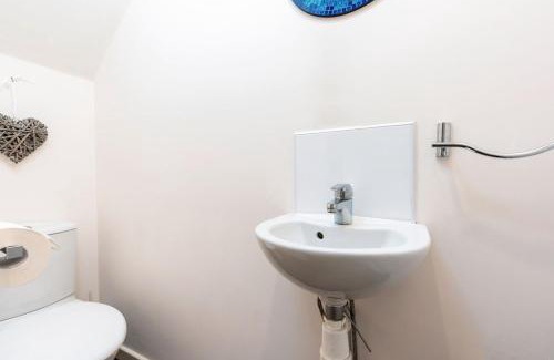 Hillsborough House | Stunning 3 Bedroom Home Hillsborough Sheffield