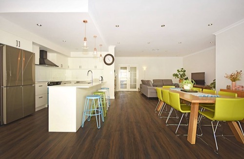 Butler House | Stunning 4 Bedroom 2 Bathroom Home With Electric Heated Swimming Pool
