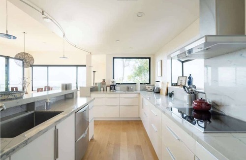 Del Mar Heights House | Stunning 5BR Terrace Home | Incredible Ocean Views