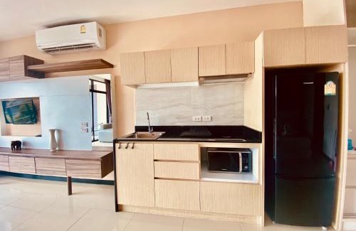 Nai Harn Apartment | Stunning 60 sqm Studio at NaiHarn Beach Condo, Walk to Beach, Your Tropical Retreat!