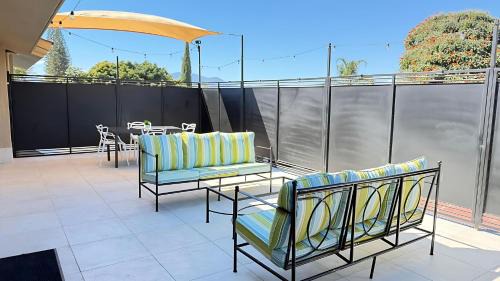 San Antonio Tlayacapan House | Stunning Ajijic Lake Chapala 2 Bdrm Retreat -Bikes - Gym - Pickleball Court