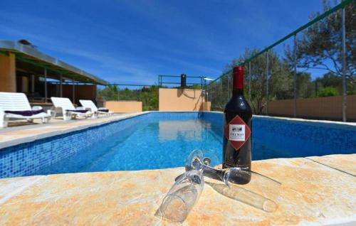 Skradin Apartment | Stunning Apartment In Dubravice