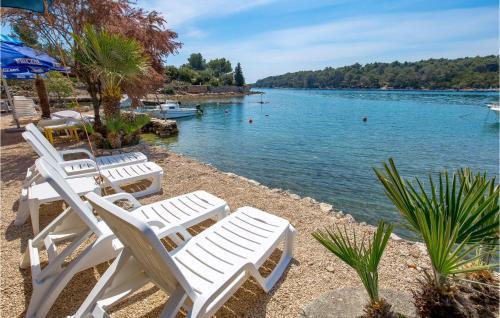 Punta Kriza Apartment | Stunning Apartment In Punta Kriza