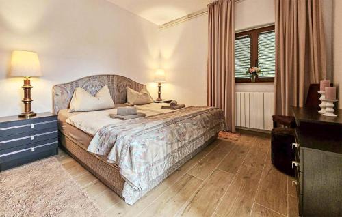 Opric Apartment | Stunning Apartment In Lovran With Wifi