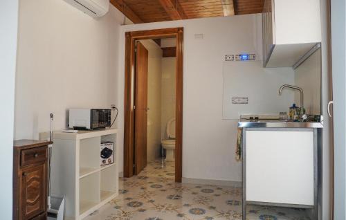 Paestum Apartment | Stunning Apartment In Paestum With Wifi
